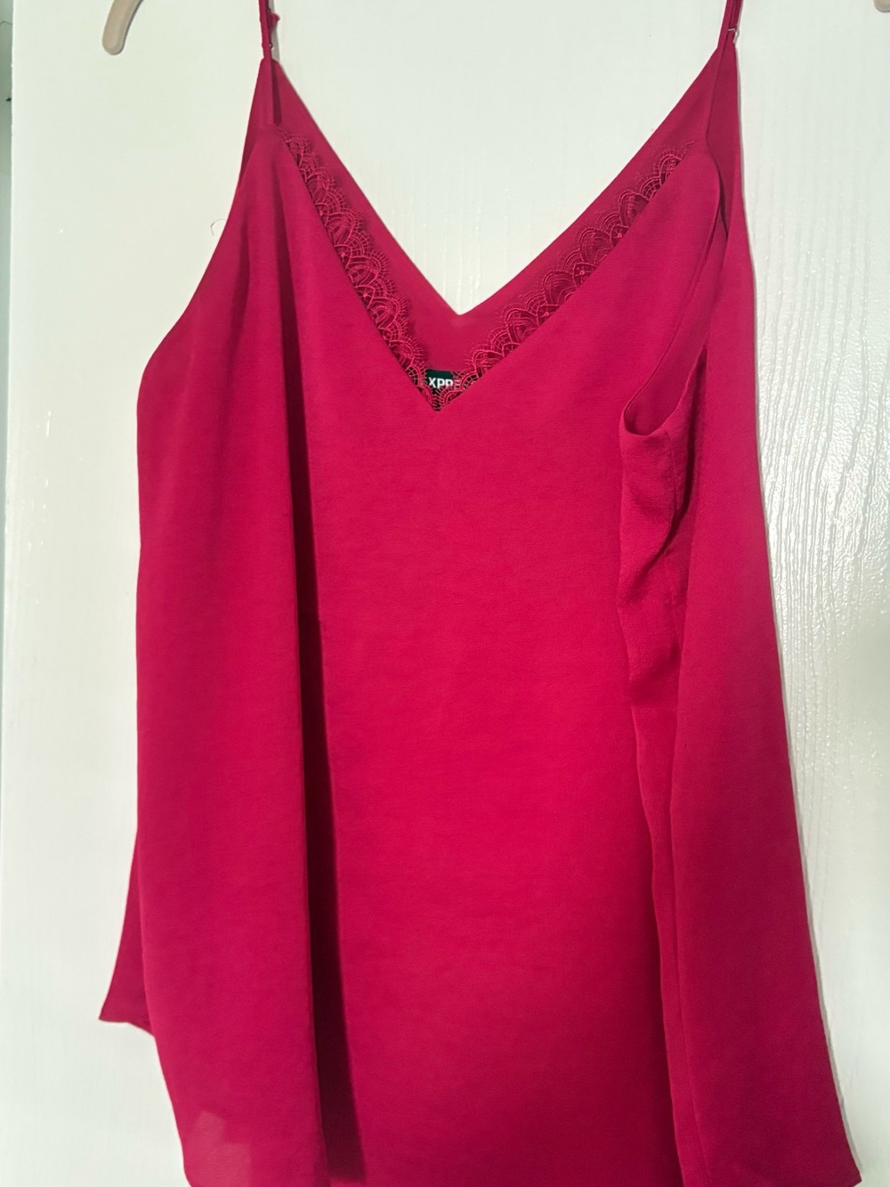 Express Women's Hot Pink Lace-Trim V-Neck Cami
